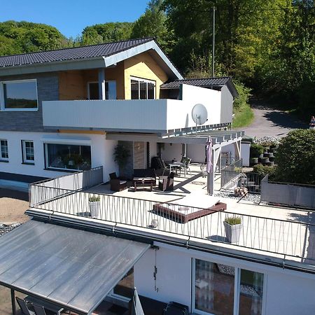 Seeblick-Ferienwohnung Im "Ferienhaus Agger-Blick" Mit Traumhafter Sonnen-Terrasse, Sauna, E-Kamin & Kajak Гумерсбах Екстериор снимка