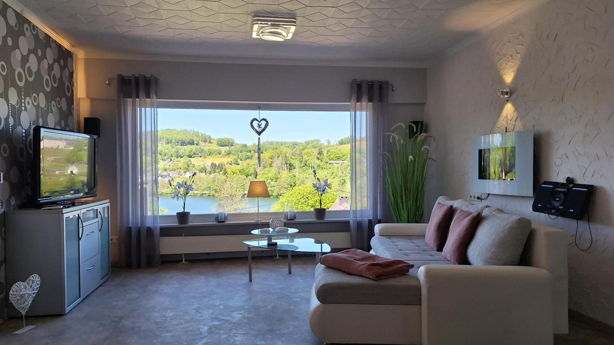 Seeblick-Ferienwohnung Im "Ferienhaus Agger-Blick" Mit Traumhafter Sonnen-Terrasse, Sauna, E-Kamin & Kajak Гумерсбах Екстериор снимка