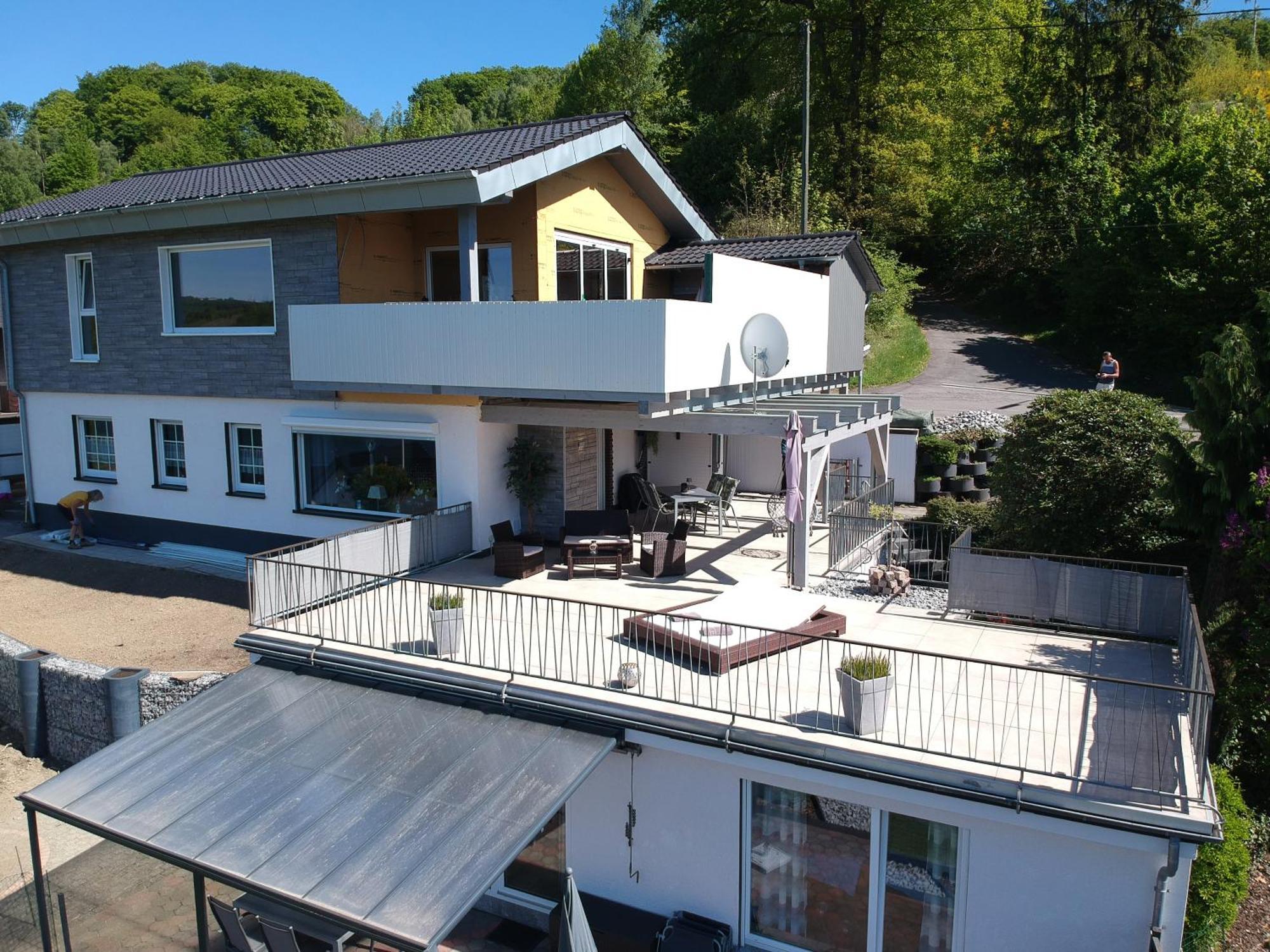 Seeblick-Ferienwohnung Im "Ferienhaus Agger-Blick" Mit Traumhafter Sonnen-Terrasse, Sauna, E-Kamin & Kajak Гумерсбах Екстериор снимка